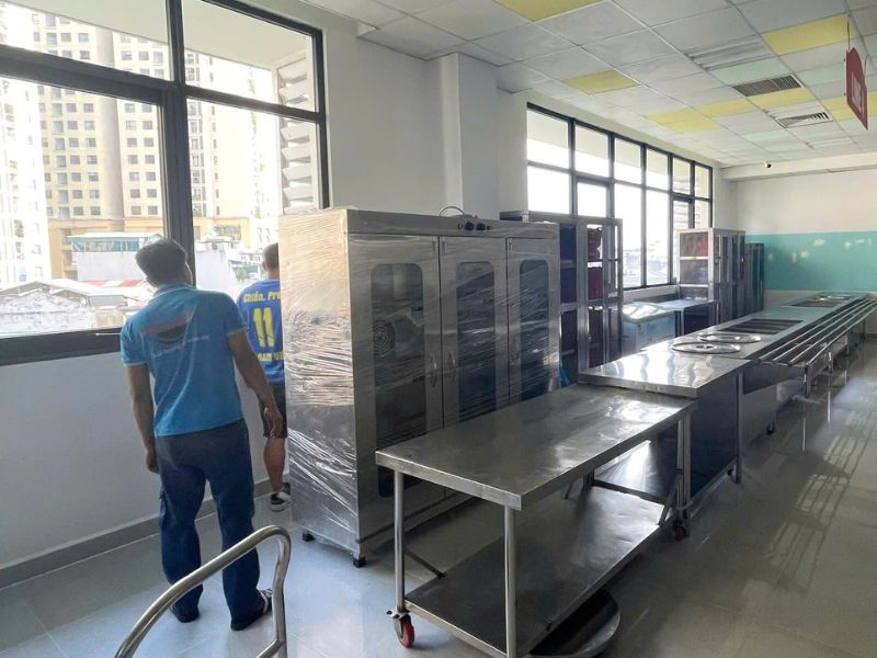 Hình ảnh thực tế lắp đặt tủ sấy bát công nghiệp