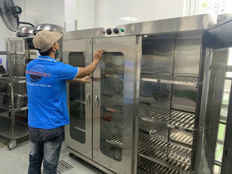 Hình ảnh thực tế lắp đặt tủ sấy bát công nghiệp