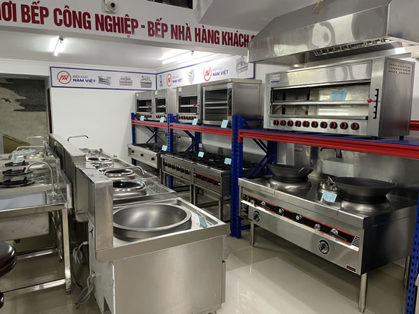 Hình ảnh tại Showroom Điện Máy Nam Việt