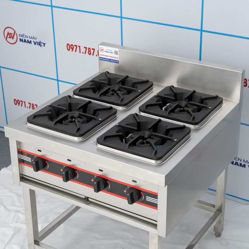 Hình ảnh bếp âu 4 họng chân cao