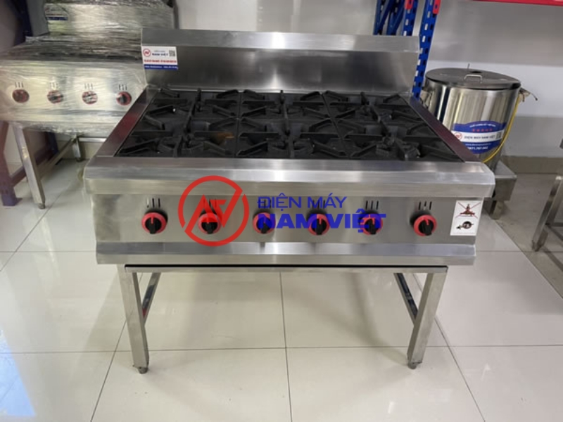 Hình ảnh bếp âu 6 họng gas