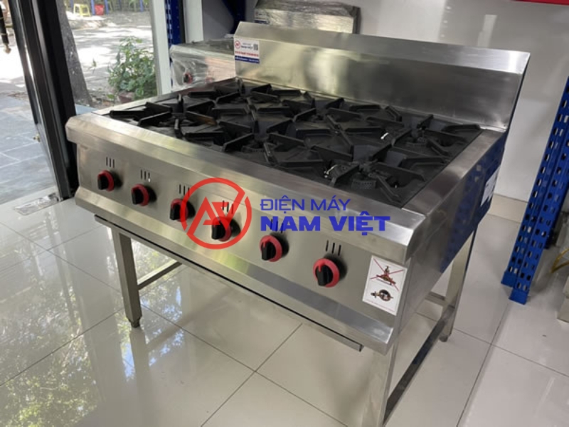 Hình ảnh bếp âu 6 họng gas
