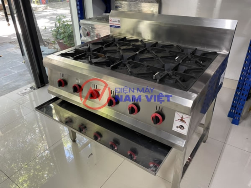 Hình ảnh thực tế bếp âu 6 họng gas