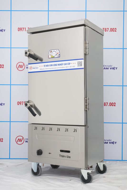 Tại sao cần lựa chọn đúng dung tích tủ cơm công nghiệp?