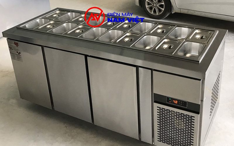 Cách chọn đúng loại bàn mát cho quầy đồ ăn