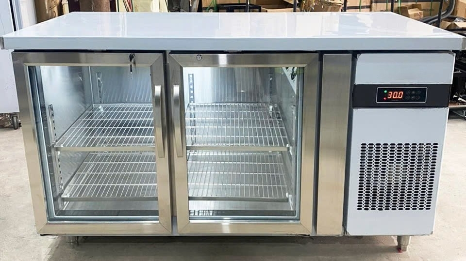 Hình ảnh thực tế bàn mát 2 cánh kính