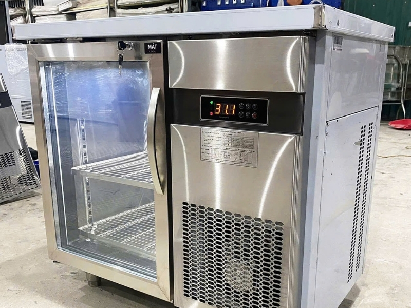 Hình ảnh thực tế bàn mát 1 cánh kính