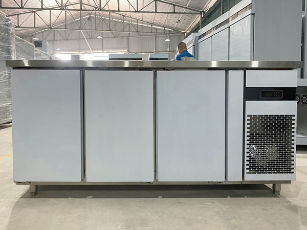 Bàn mát công nghiệp cánh inox